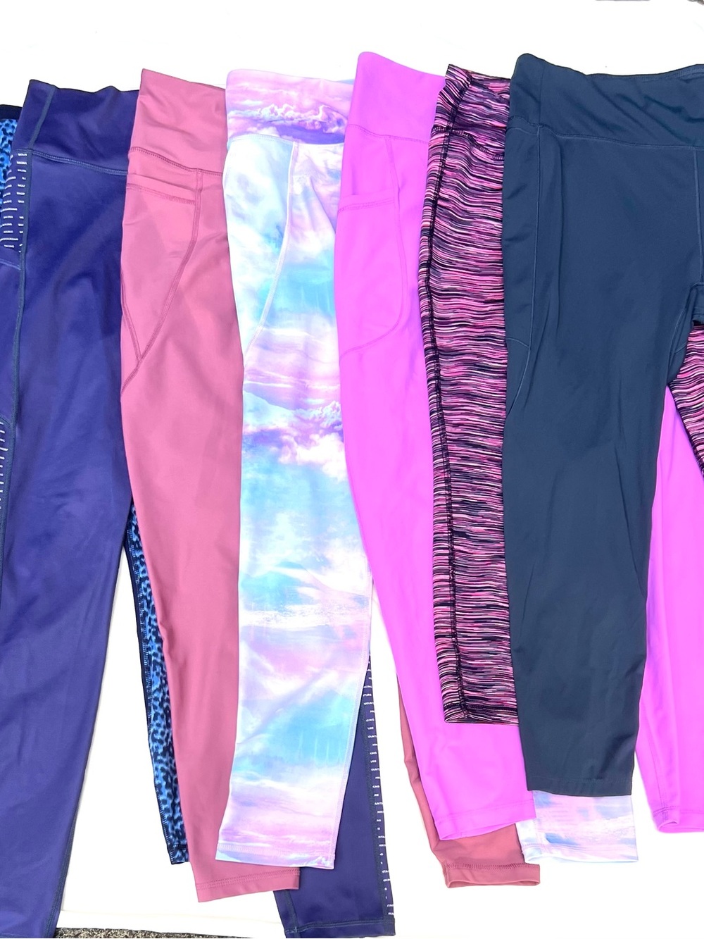 Ladies Leggings Mostly Old Navy - Most XL, Some L, See photos, Ask questions.